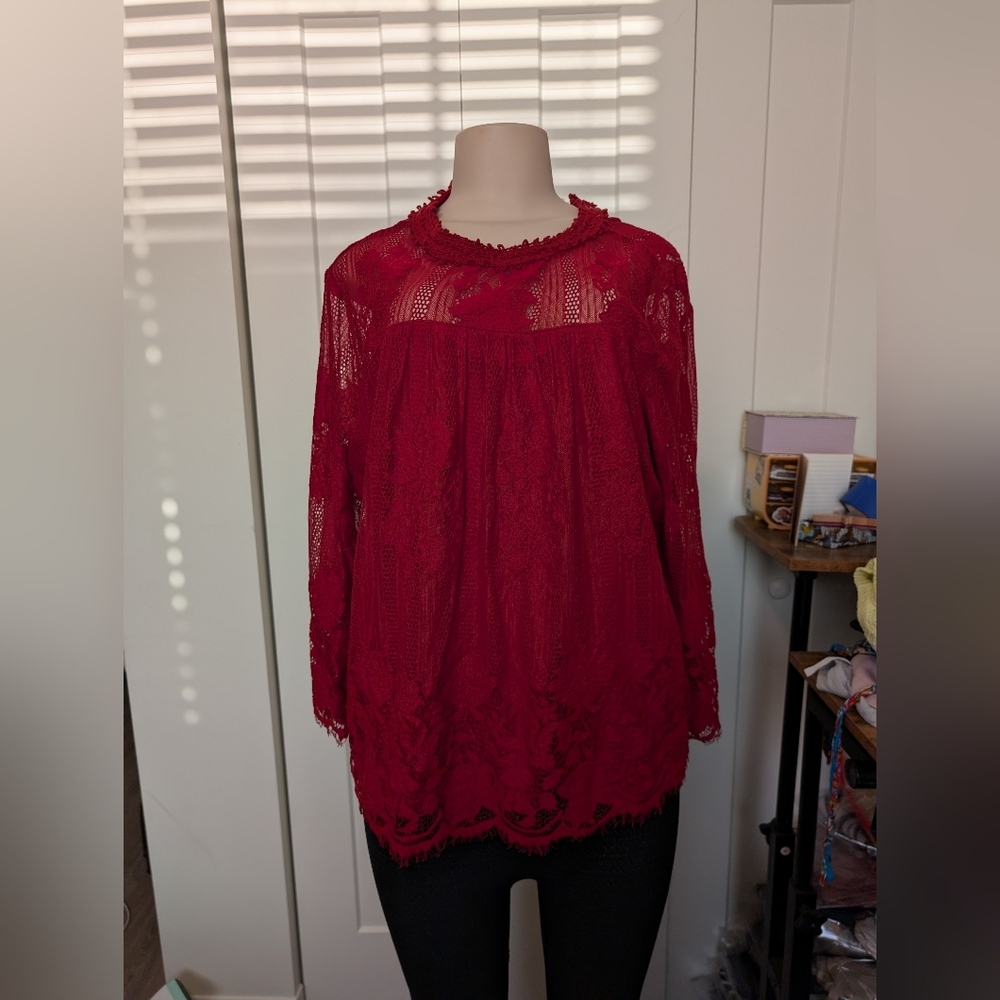 Ultra Pink Red‎ Lace Top Lace Detail Design Size Large